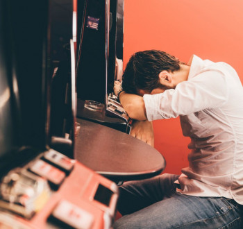 Игромания в Карпинске